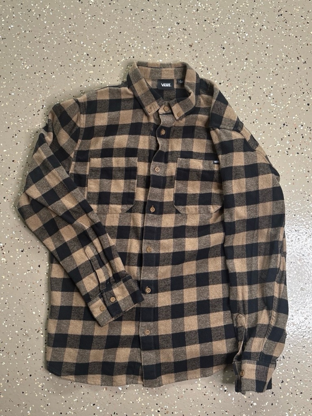 Vans Men’s Black and Tan Plaid Button-Up Shirt